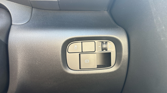 Hyundai INSTER 85kW 01 49kWh 5dr Auto Electric Hatchback - Image 41